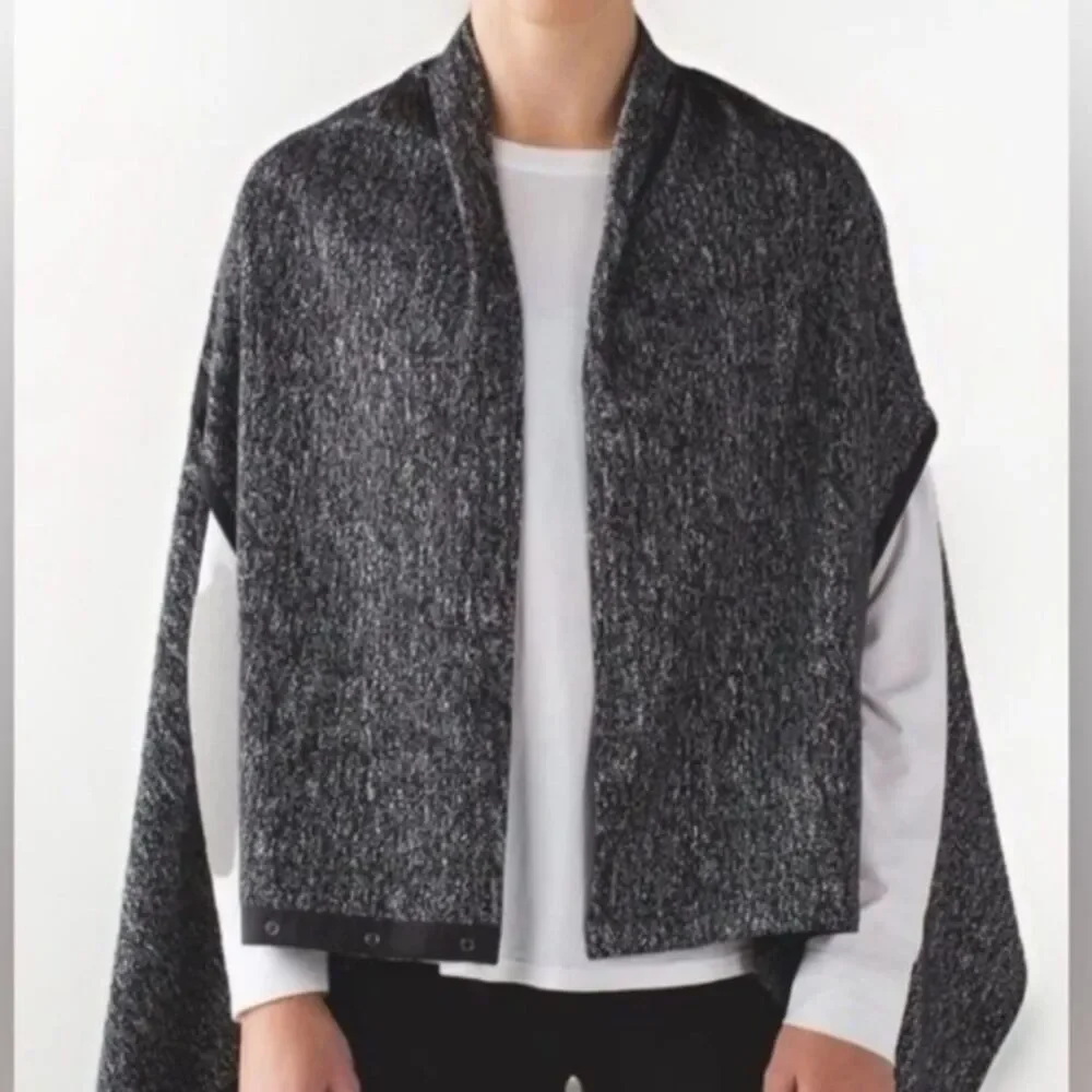 Lululemon Vinyasa Scarf/Poncho Heather Black OS